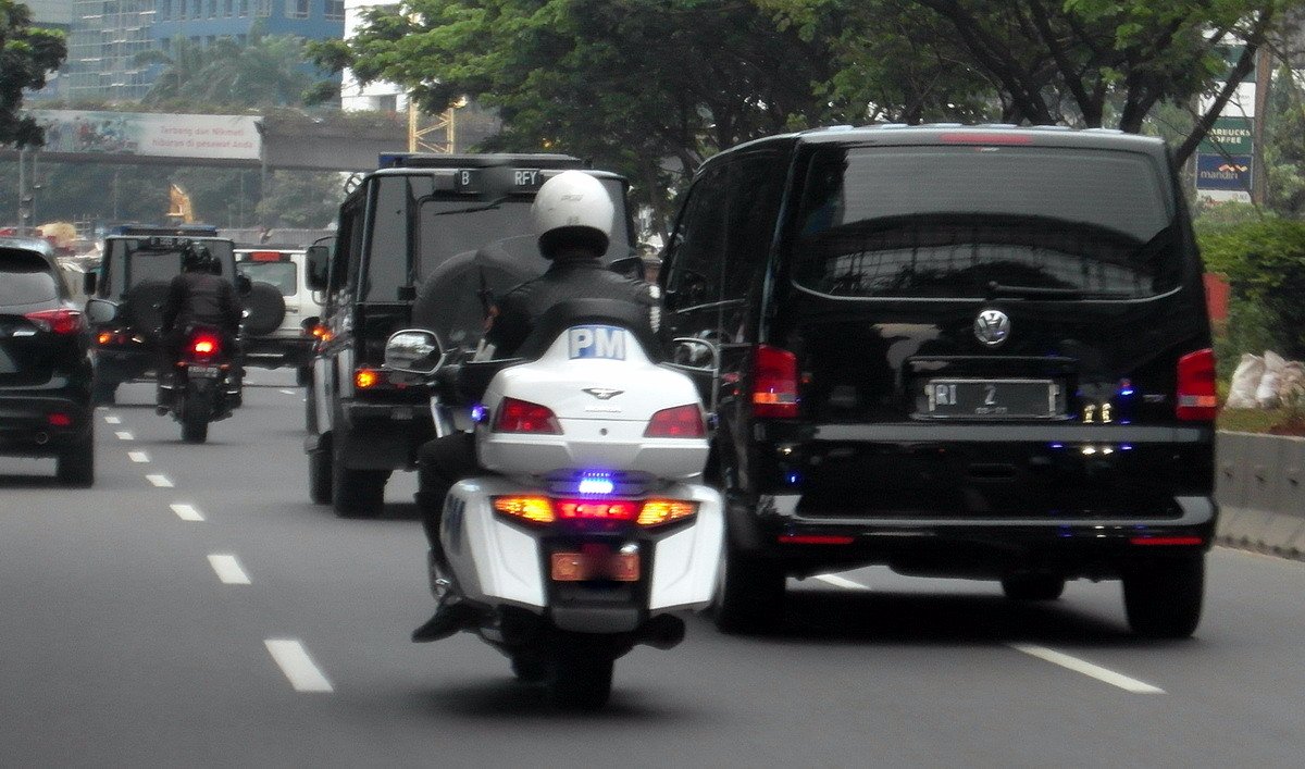RI 2, Volkswagen Multivan T5 (7H/7E), facelift, 2009–2015