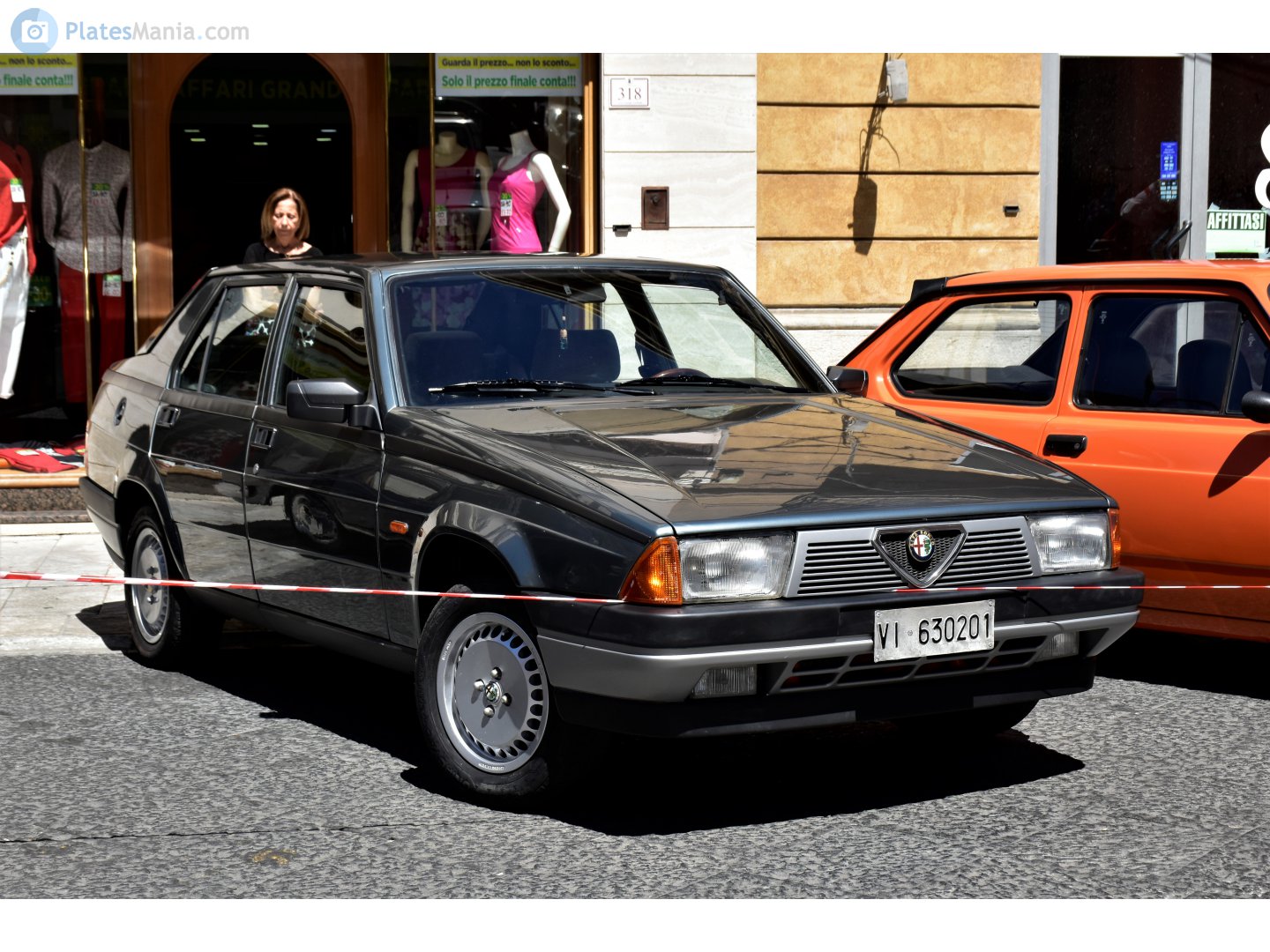 VI 630201, Alfa Romeo 75 1st gen (162B), 1985–1992