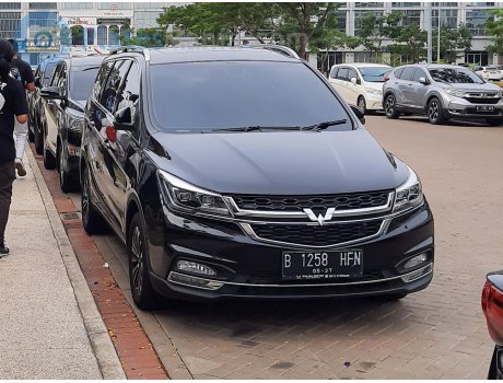 B 1258 HFN, Wuling Cortez