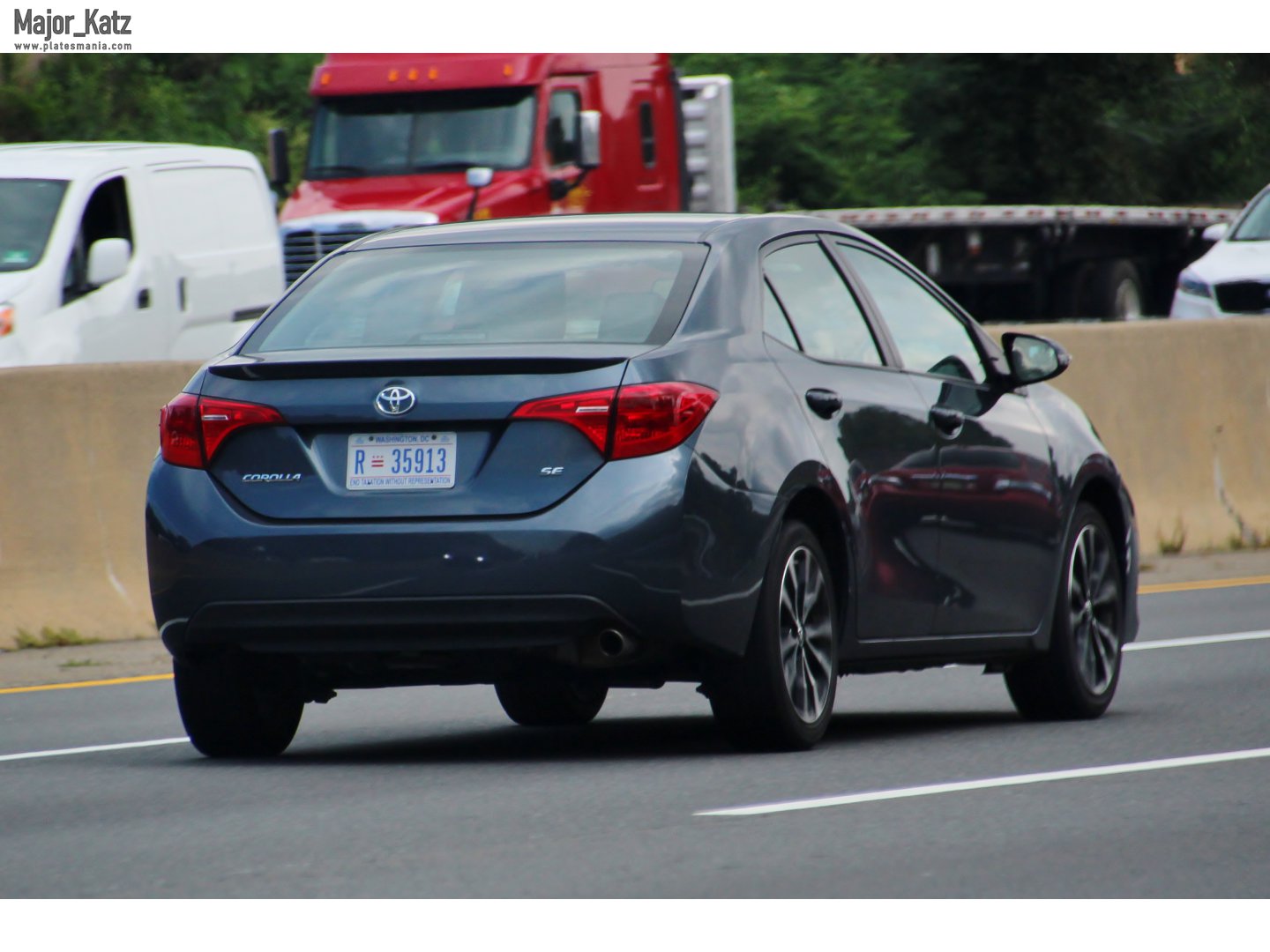 R-35913, Toyota Corolla 11th gen Sedan (E170; NA-market), 2013–2019