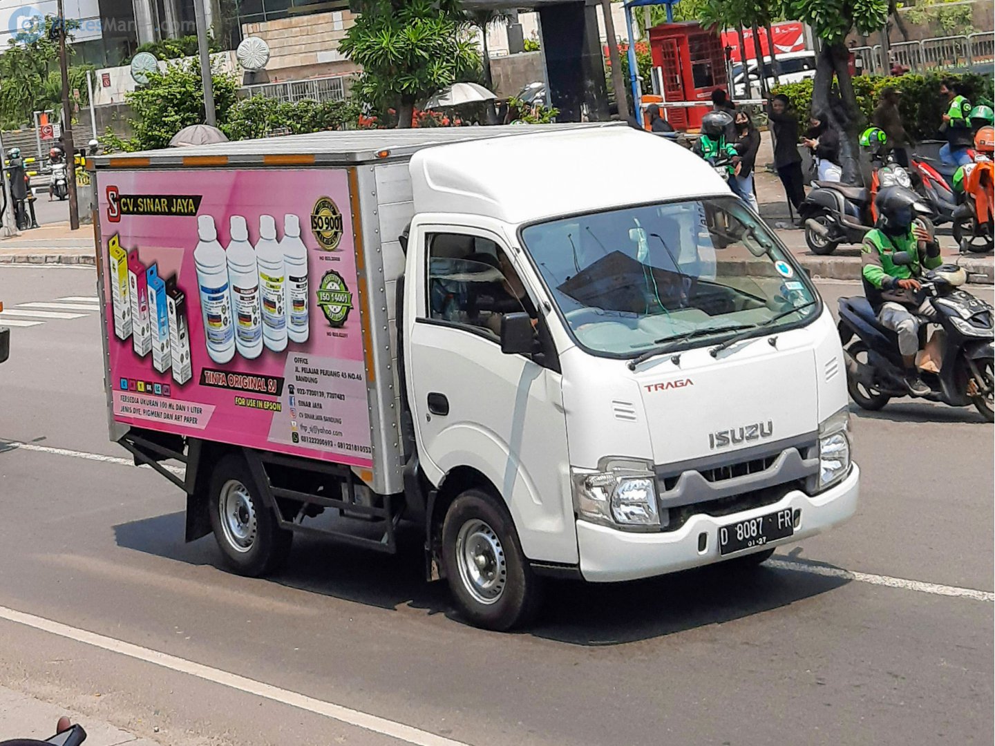 D 8087 FR, Isuzu Traga 