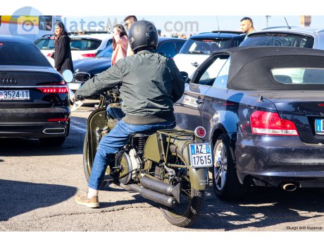 AZ 17615, Moto Guzzi 500