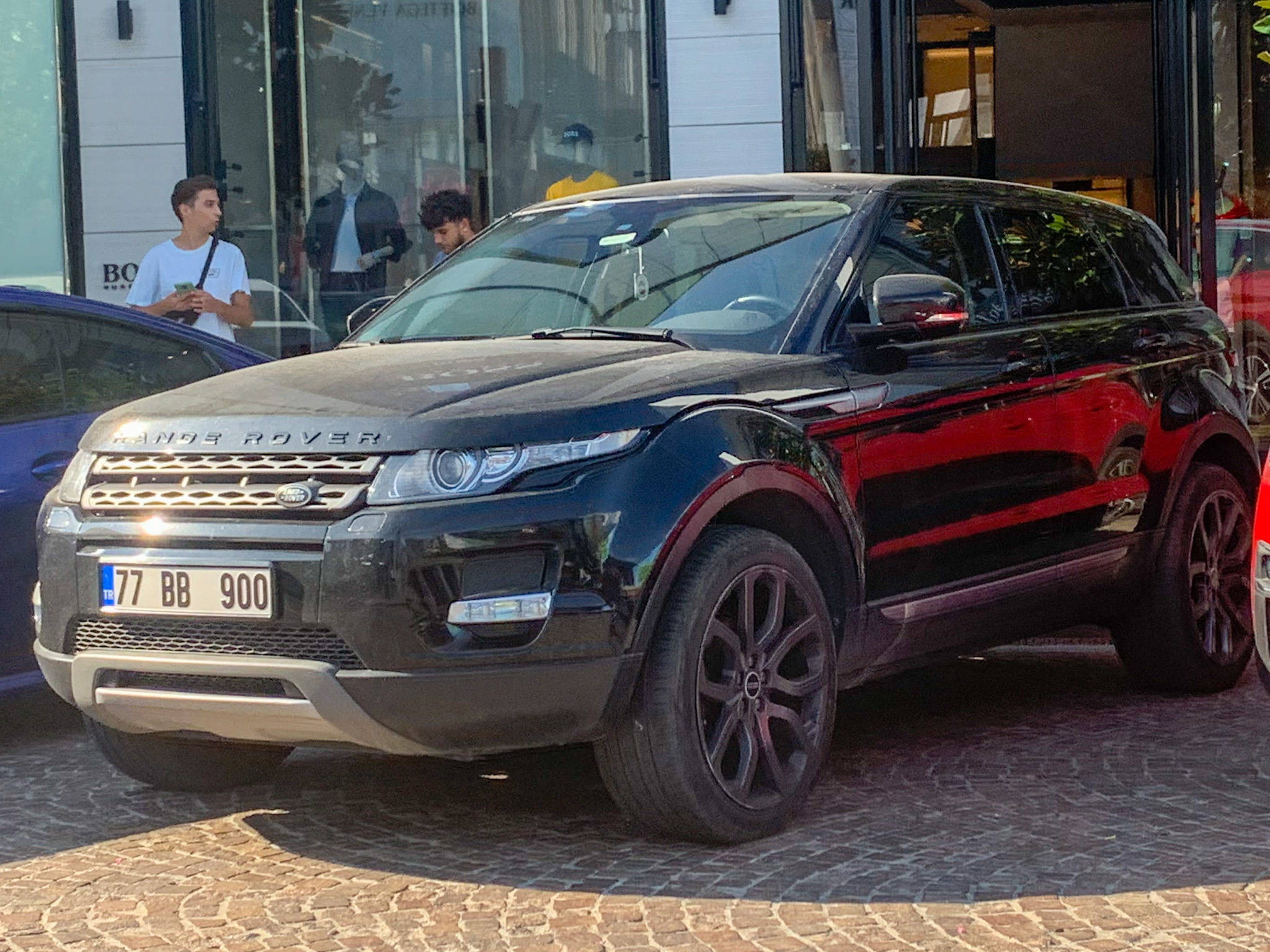 77 BB 900, Land Rover Range Rover Evoque 1st gen 5-door SUV (L538), 2011–2019