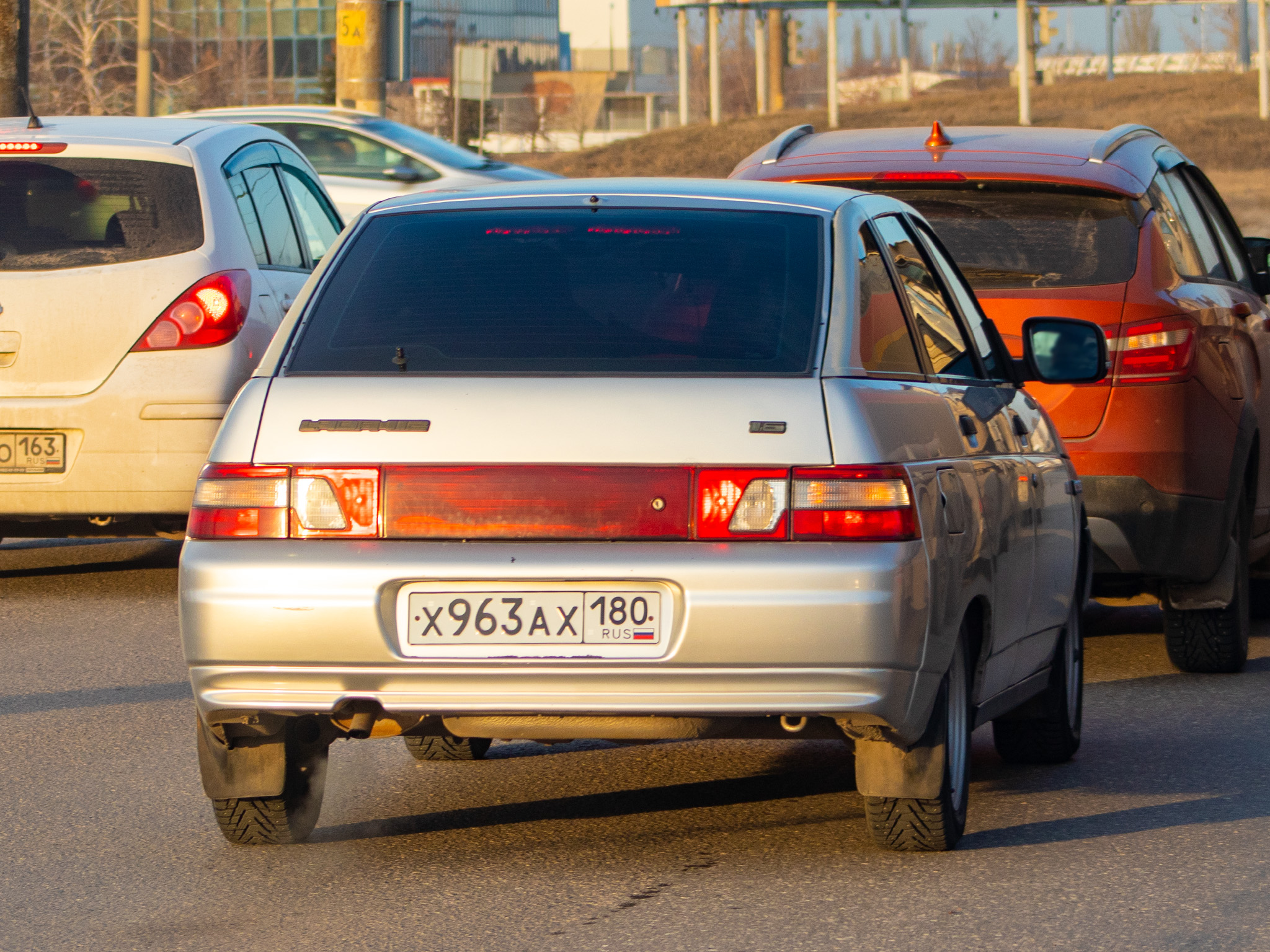 х 963 ах 180, Lada (VAZ) 2112 
