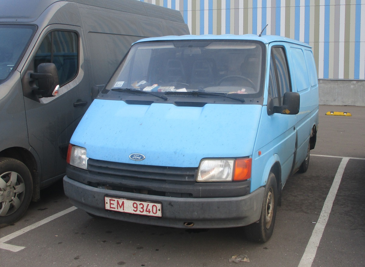 EM 9340, Ford Transit 2nd gen Van, 1985–2003