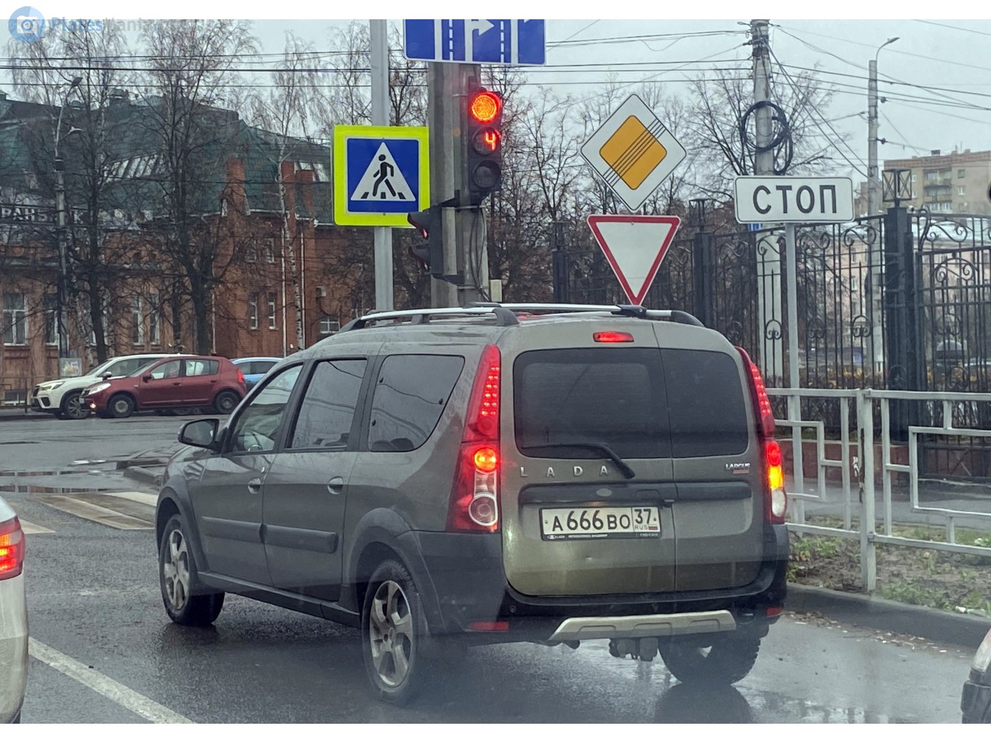а 666 во 37, Lada (VAZ) Largus 1st gen R90 Cross (KS0/RS0), 2014­–2020
