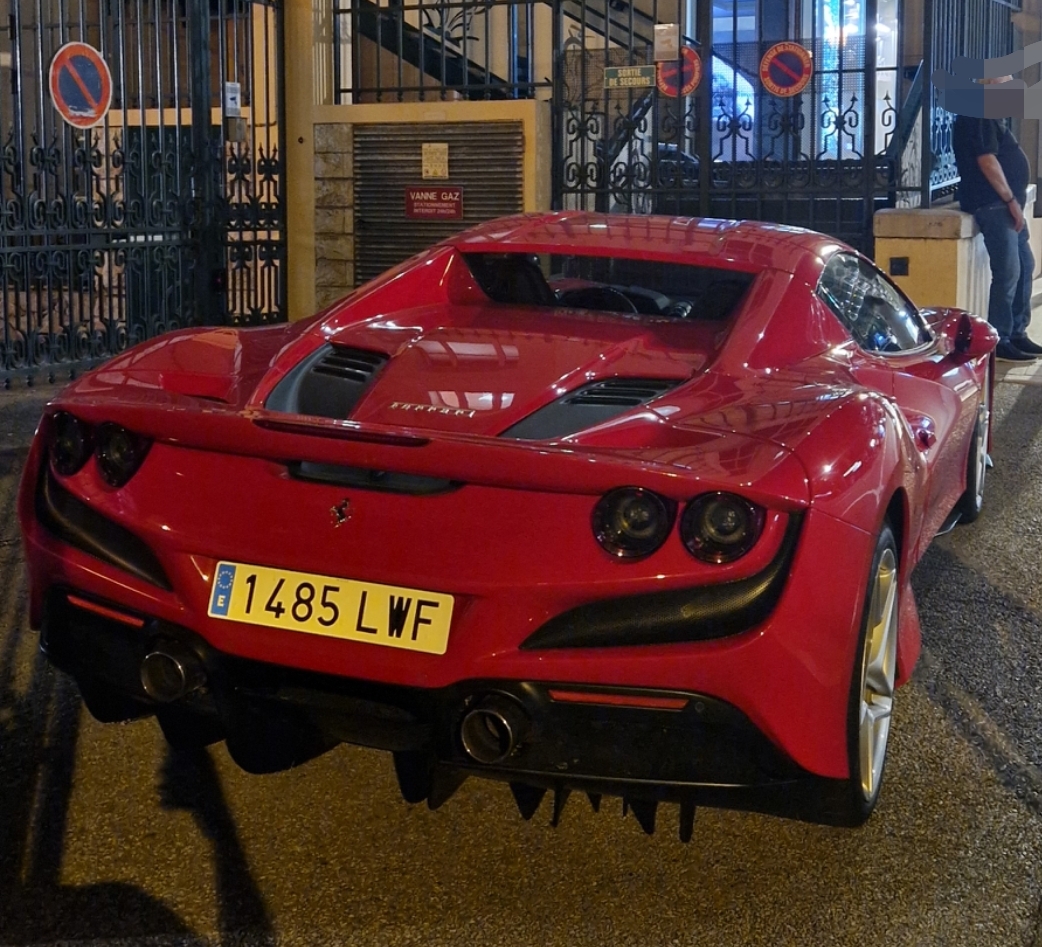 1485 LWF, Ferrari F8 Spider (F142M), 2019–2023