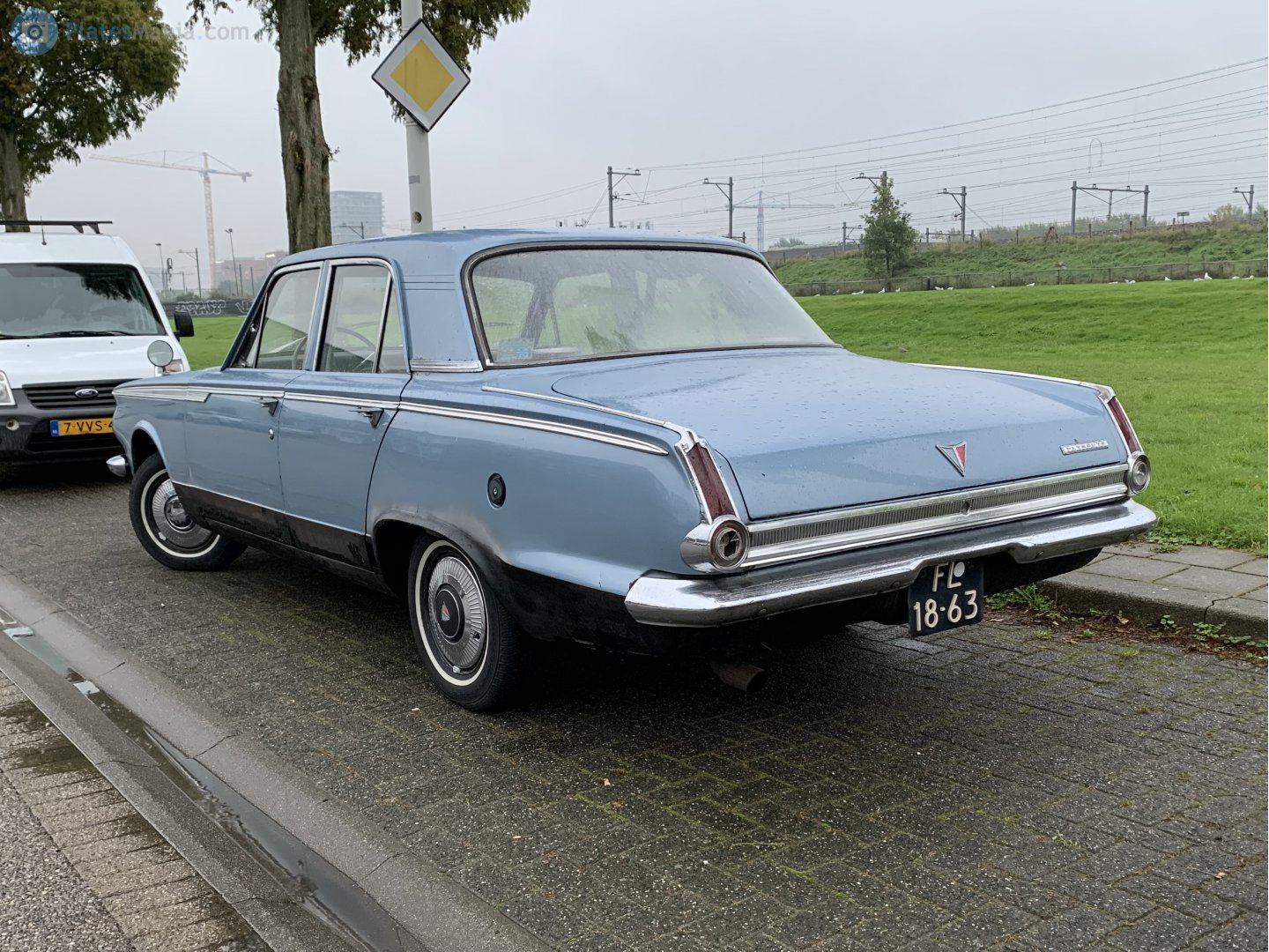 FL-18-63, Plymouth Valiant 2nd gen 1965 4-door Sedan (AV1/AV2; A-body), 2nd facelift, 1964–1965