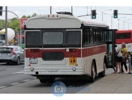 LUB 4923F, Blue Bird TC1000