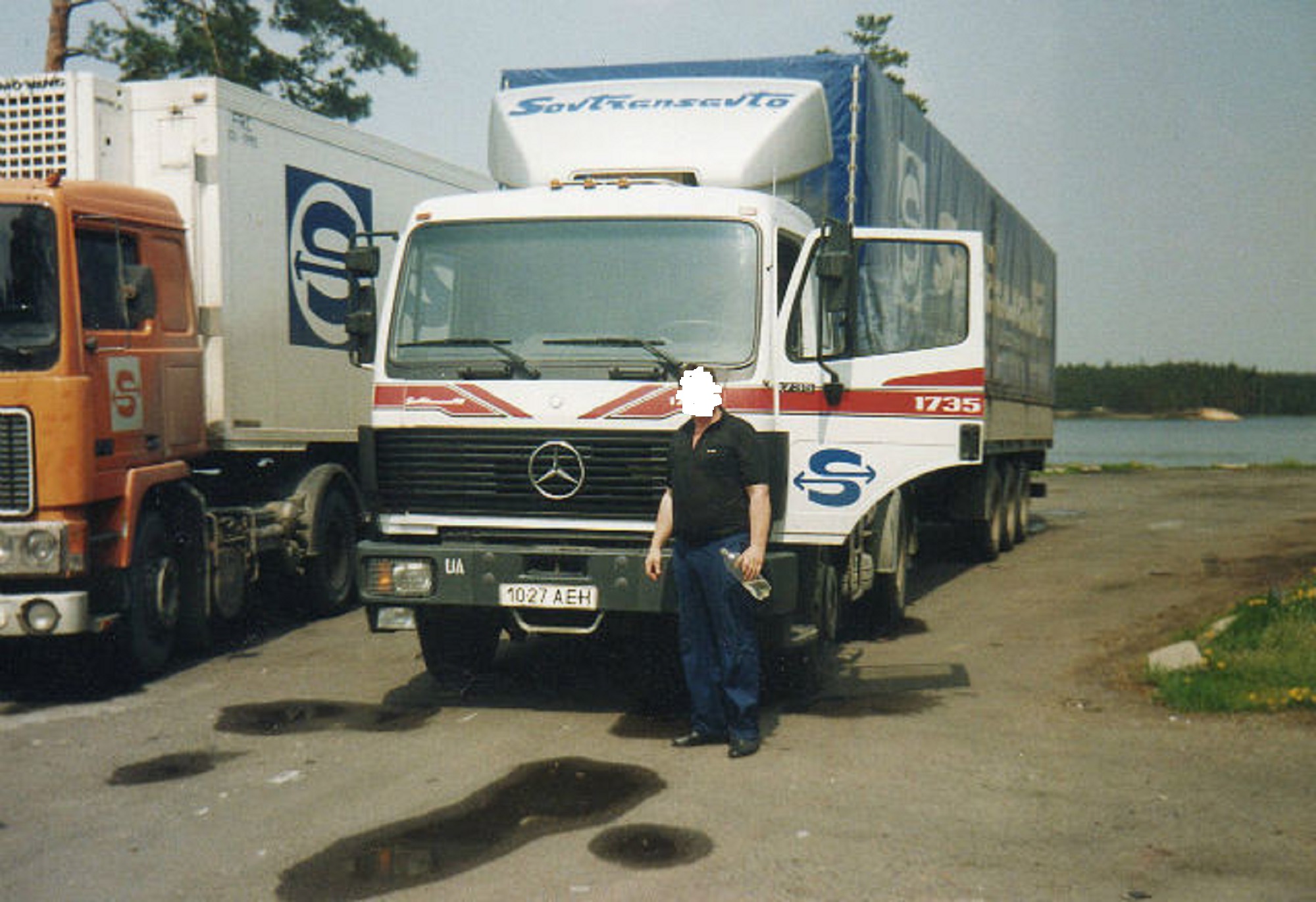 1027 АЕН, Mercedes-Benz SK-Series 1st gen, 1989–1998