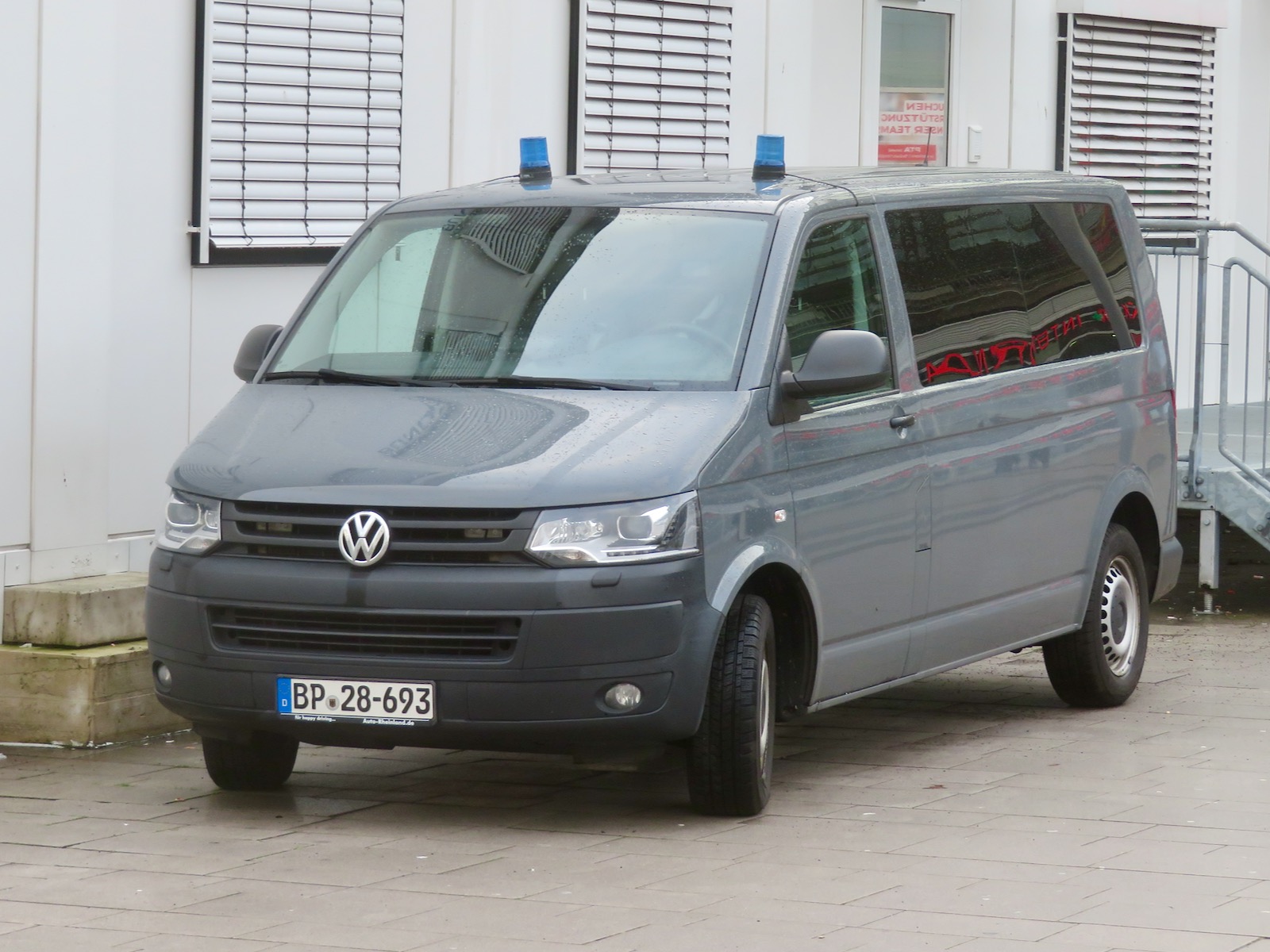 BP 28-693, Volkswagen Transporter 5th gen Van (T5) (7E/7H), facelift, 2009–2015
