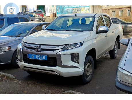 31 0938, Mitsubishi L200