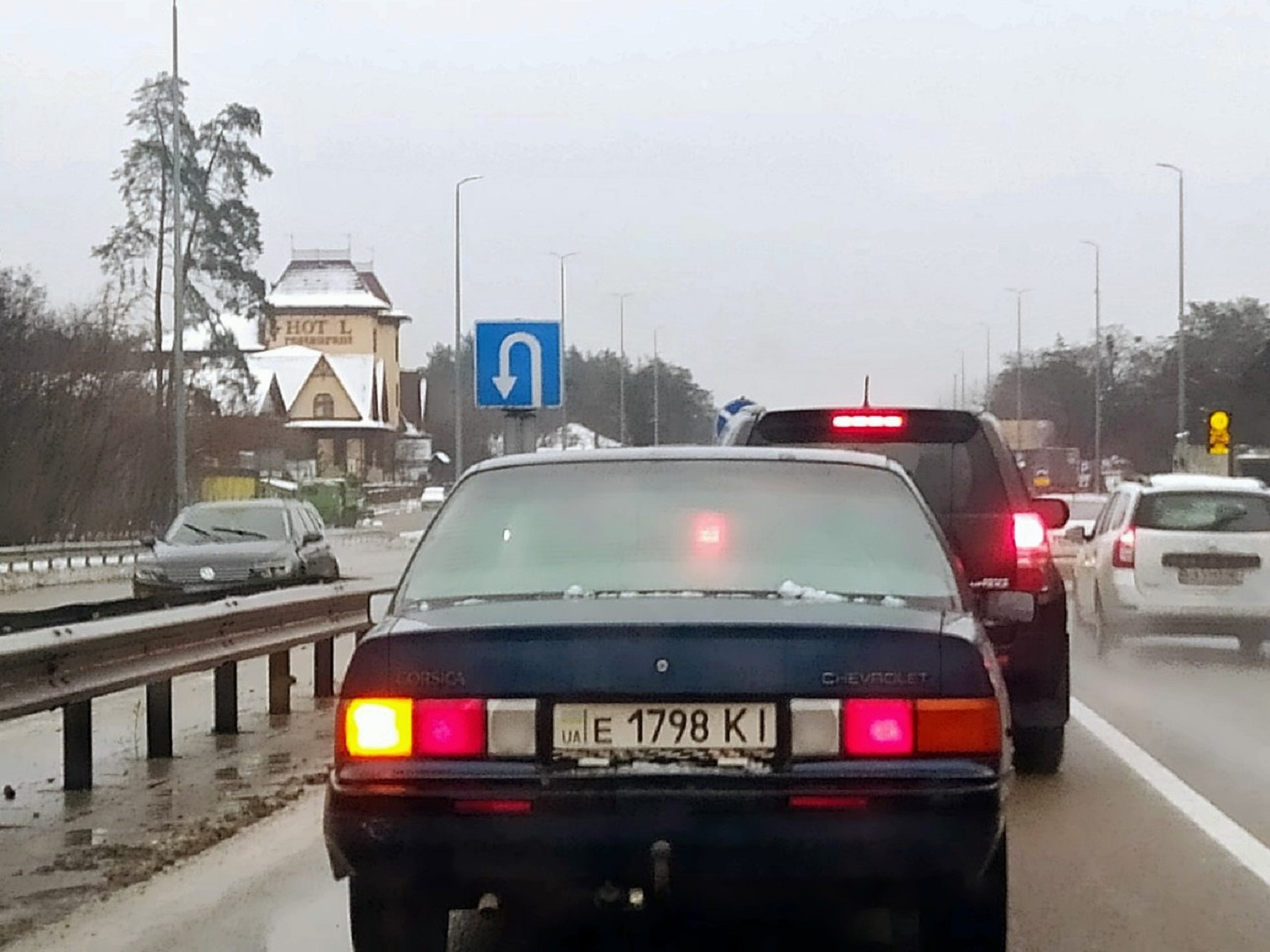 е 1798 КІ, Chevrolet Corsica 1st gen Sedan (69; L-body), 1987–1996