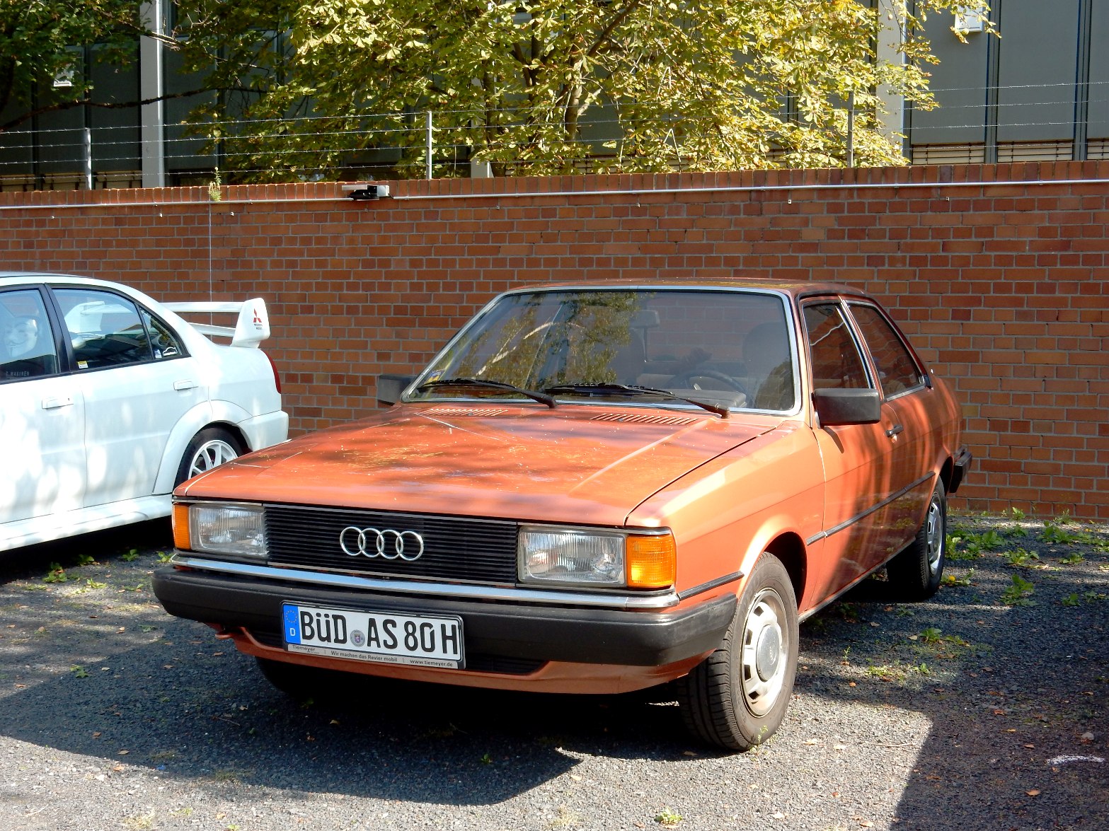 BÜD AS 80 H, Audi 80 2nd gen 4-door Sedan (B2/81/85), 1978–1986