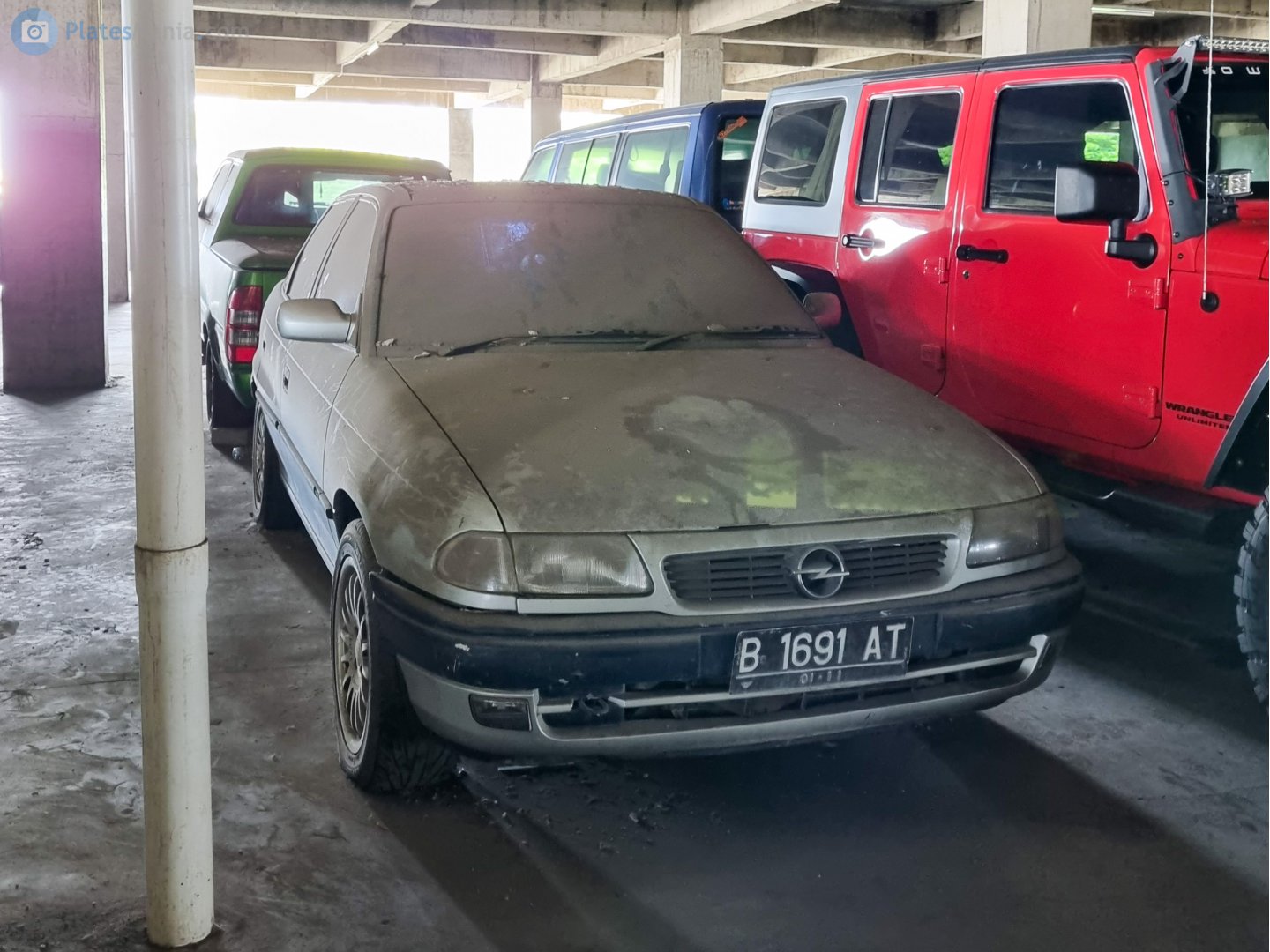 B 1691 AT, Opel Optima 1st gen (F; T92; ID-market), 1995–2003