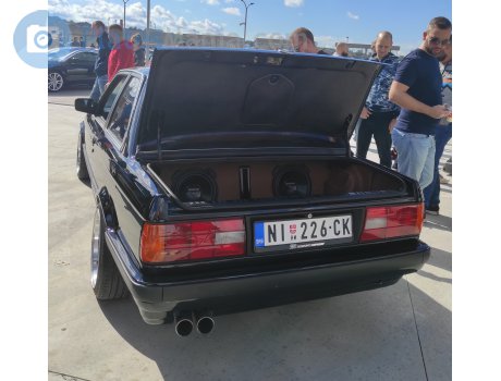 NI 226-CK, BMW 3 Series