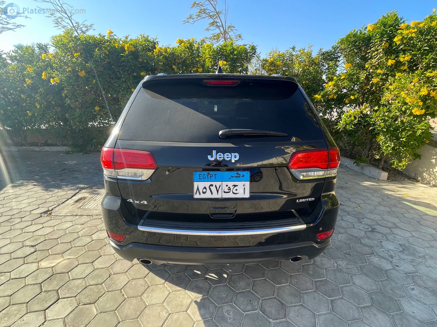 ٨٥٢٧ فجأ, Jeep Grand Cherokee 4th gen (WK2), facelift, 2013–2022