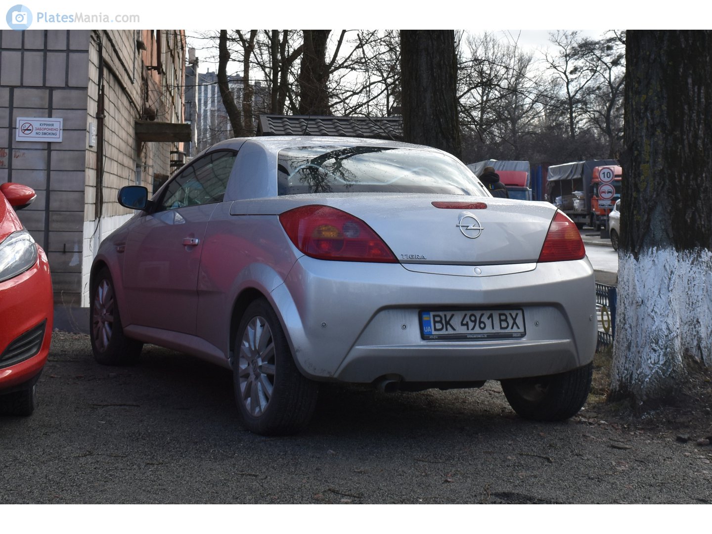 BK 4961 BX, Opel Tigra 2nd gen TwinTop (B; X04), 2004–2010