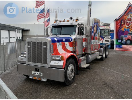 L44 SAC, Peterbilt 379