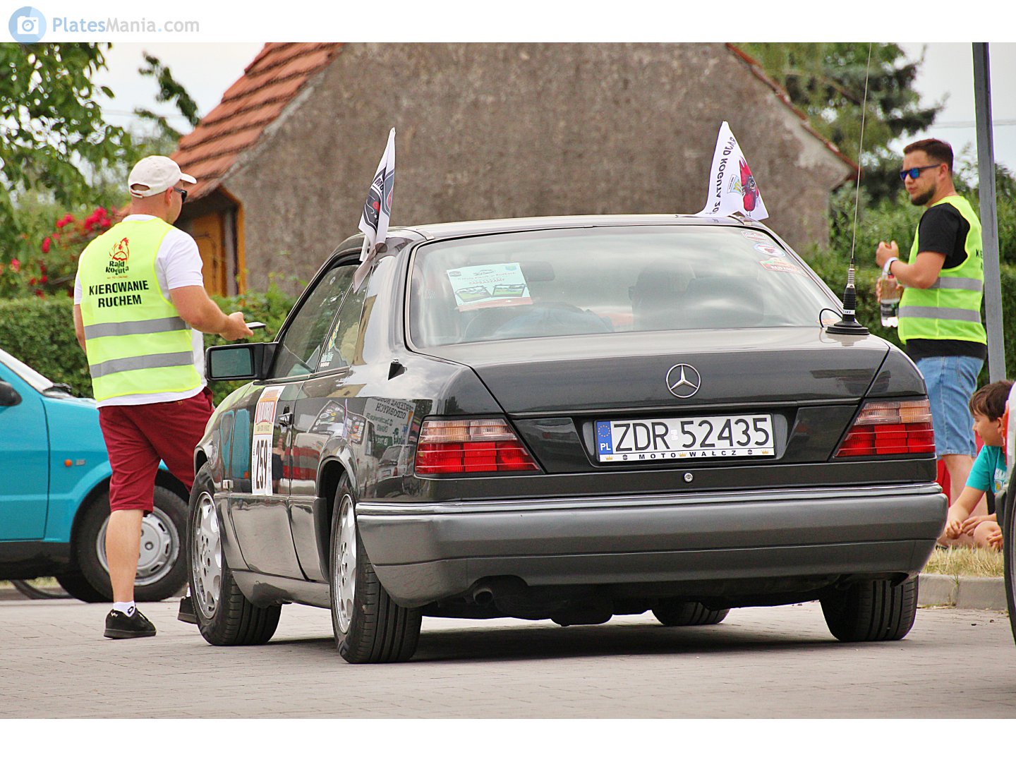 ZDR 52435, Mercedes-Benz E-Klasse 1st gen Coupé (C124), 1987–1996