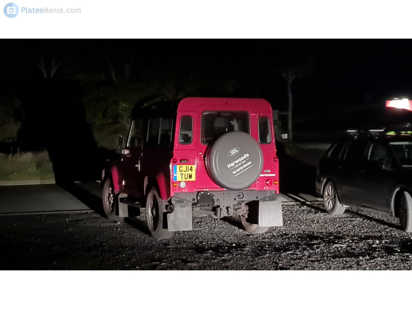 GJ14TUW, Land Rover Defender 1st gen 90