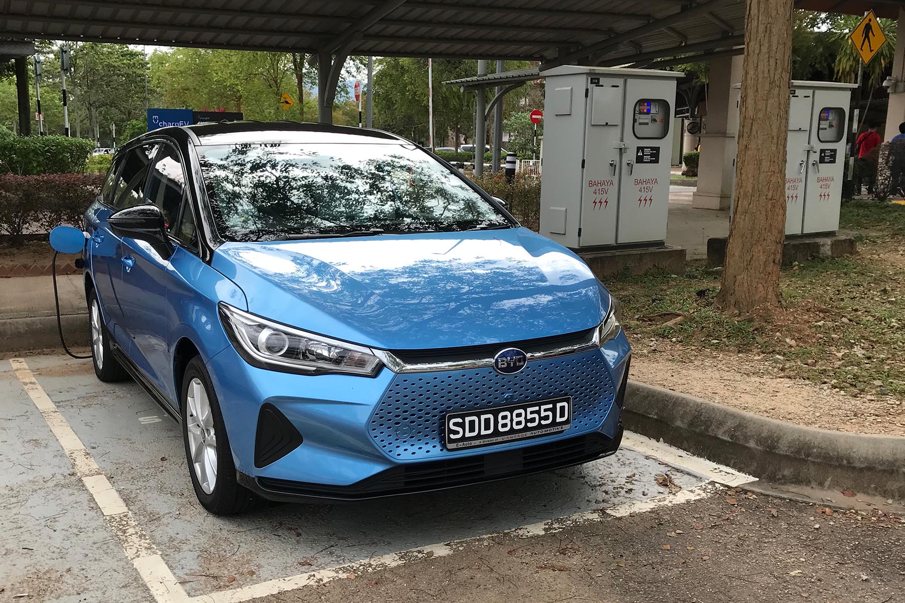 SDD 8855 D, BYD e6 2nd gen, 2021–