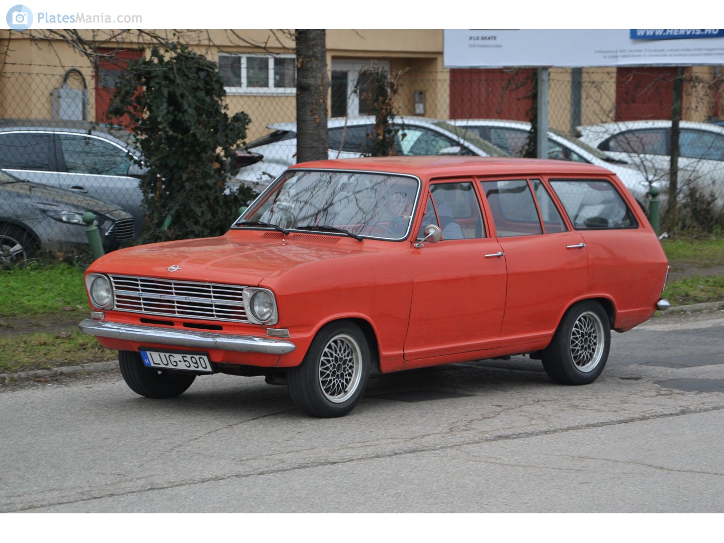 LUG-590, Opel Kadett 2nd gen 5-door Caravan (B), 1967–1970