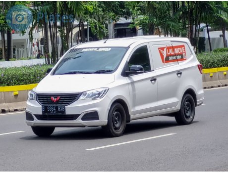 B 9364 BXB, Wuling Formo