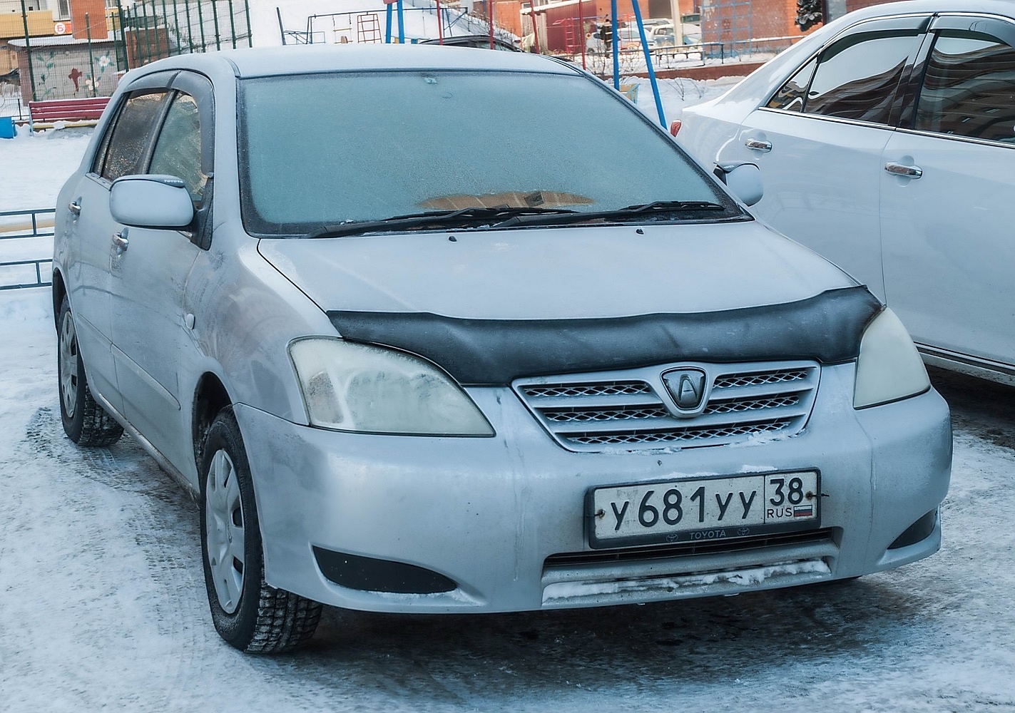 у 681 уу 38, Toyota Allex 1st gen (E120; JP-market) 2001–2006