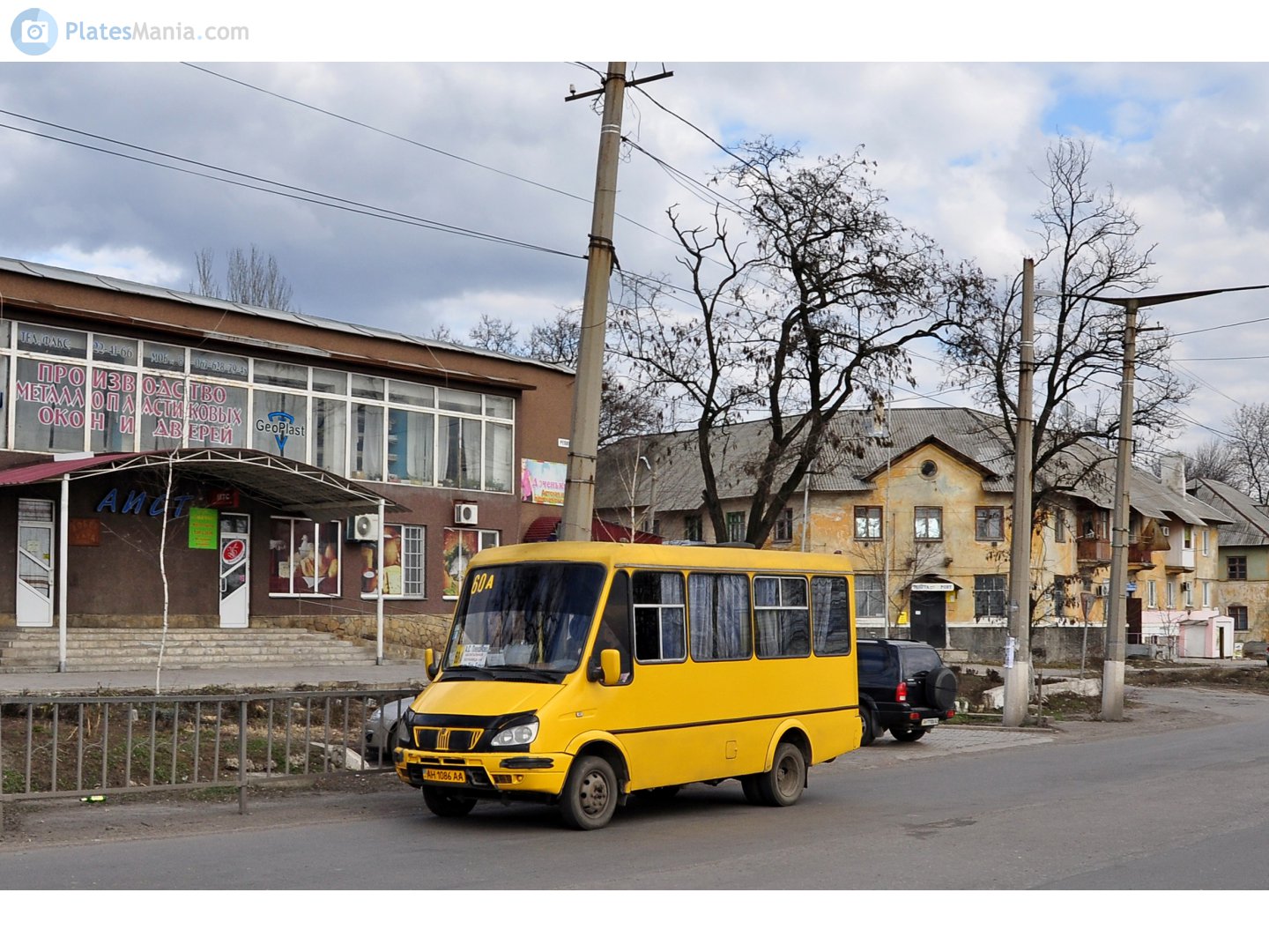 AH 1086 AA, BAZ 2215 Дельфин 