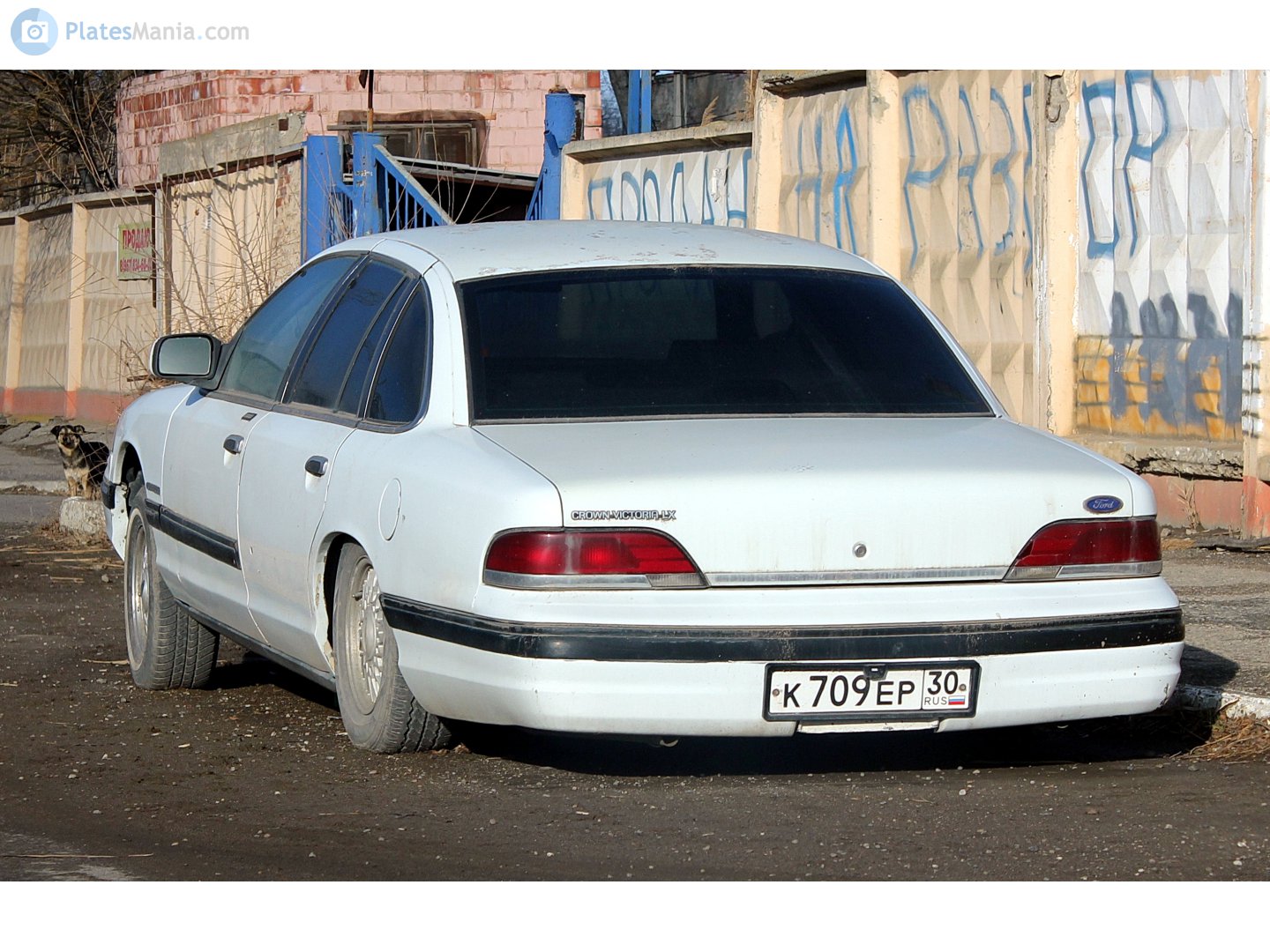 к 709 ер 30, Ford Crown Victoria 1st gen (EN53), 1991–1994