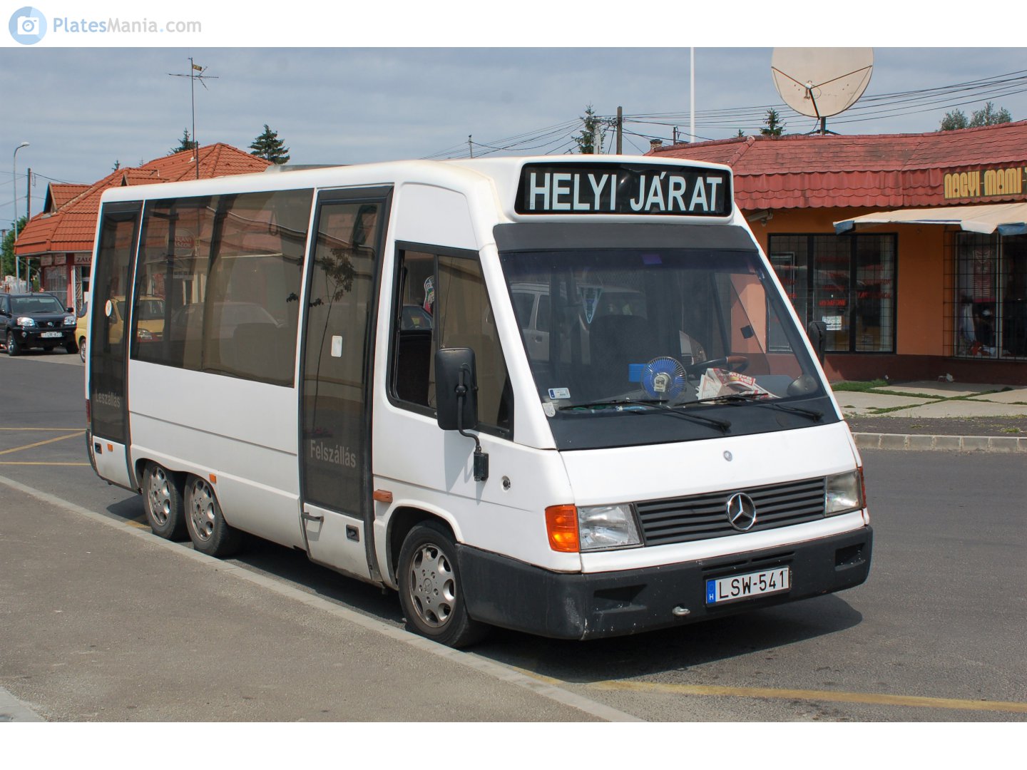 LSW-541, Mercedes-Benz O100 