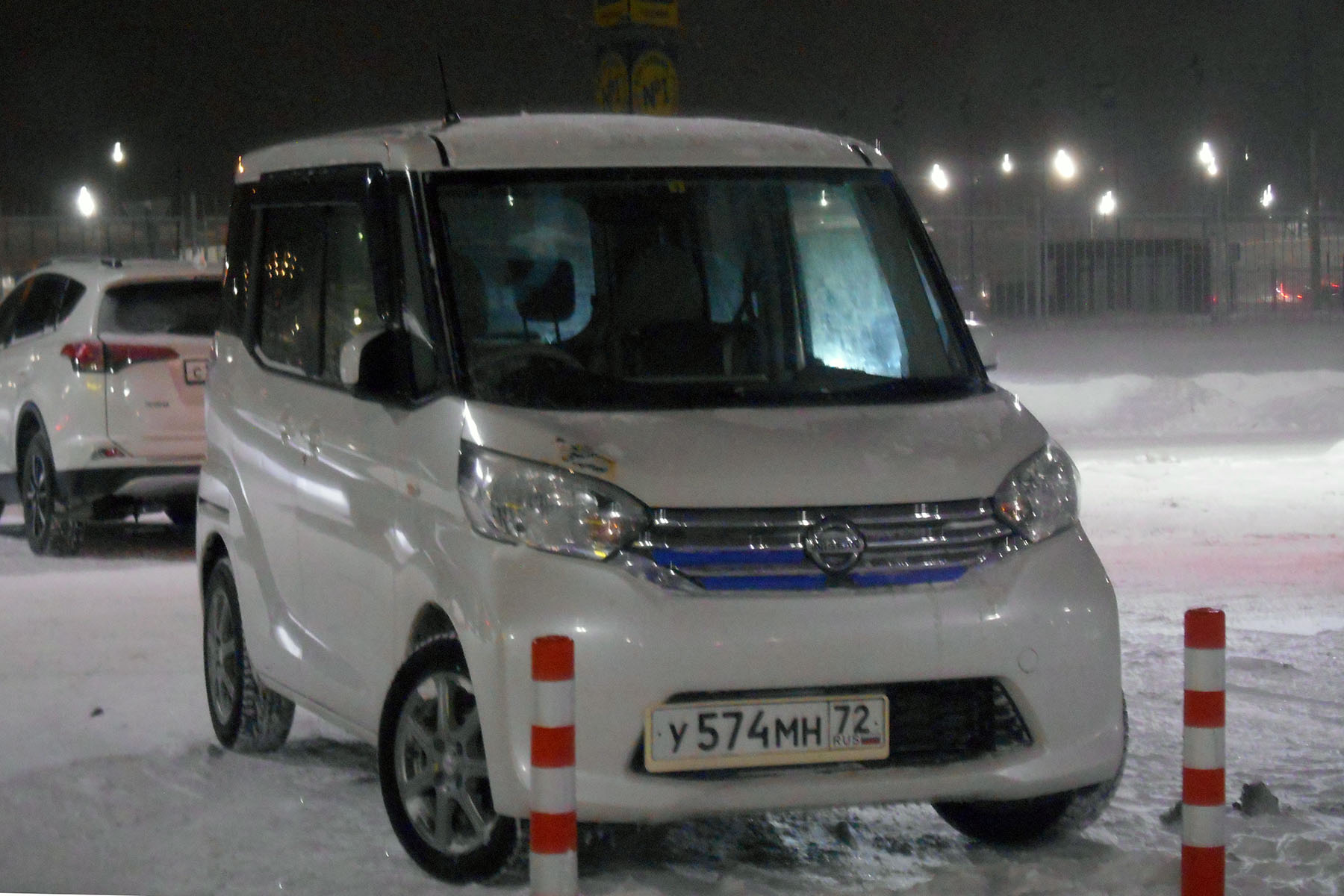 у 574 мн 72, Nissan DAYZ Roox 1st gen (B21A), 2014–2020