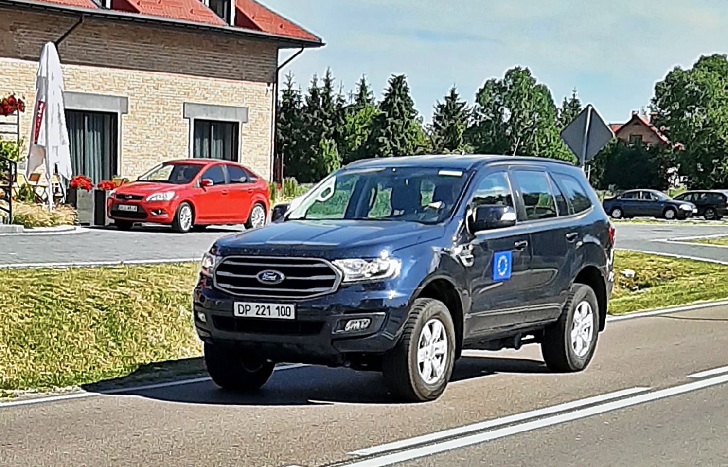 DP 221 100, Ford Everest 2nd gen (U375/UA), 2015–2022