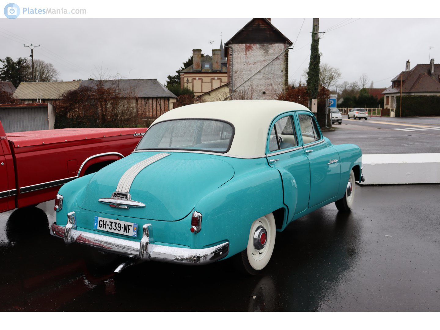 GH-339-NF, Pontiac Eight 