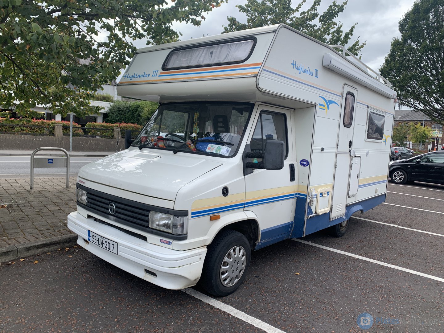 93-LM-3017, Autohomes 