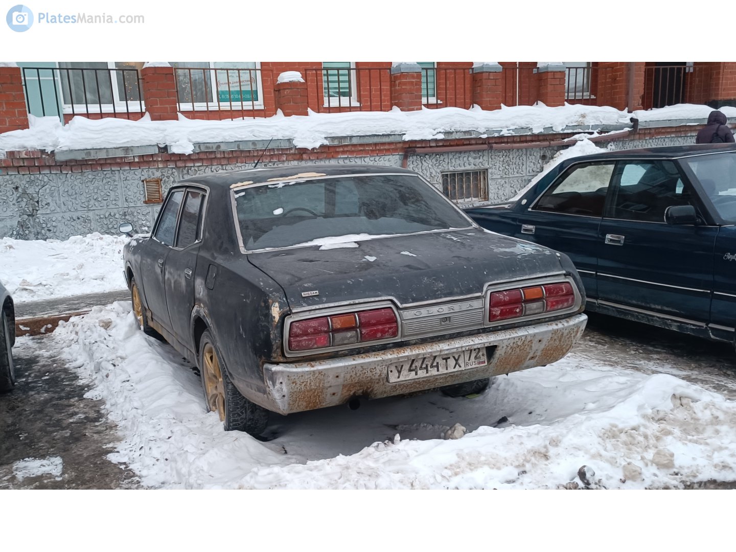 у 444 тх 72, Nissan Gloria 5th gen Sedan (330), 1975–1979