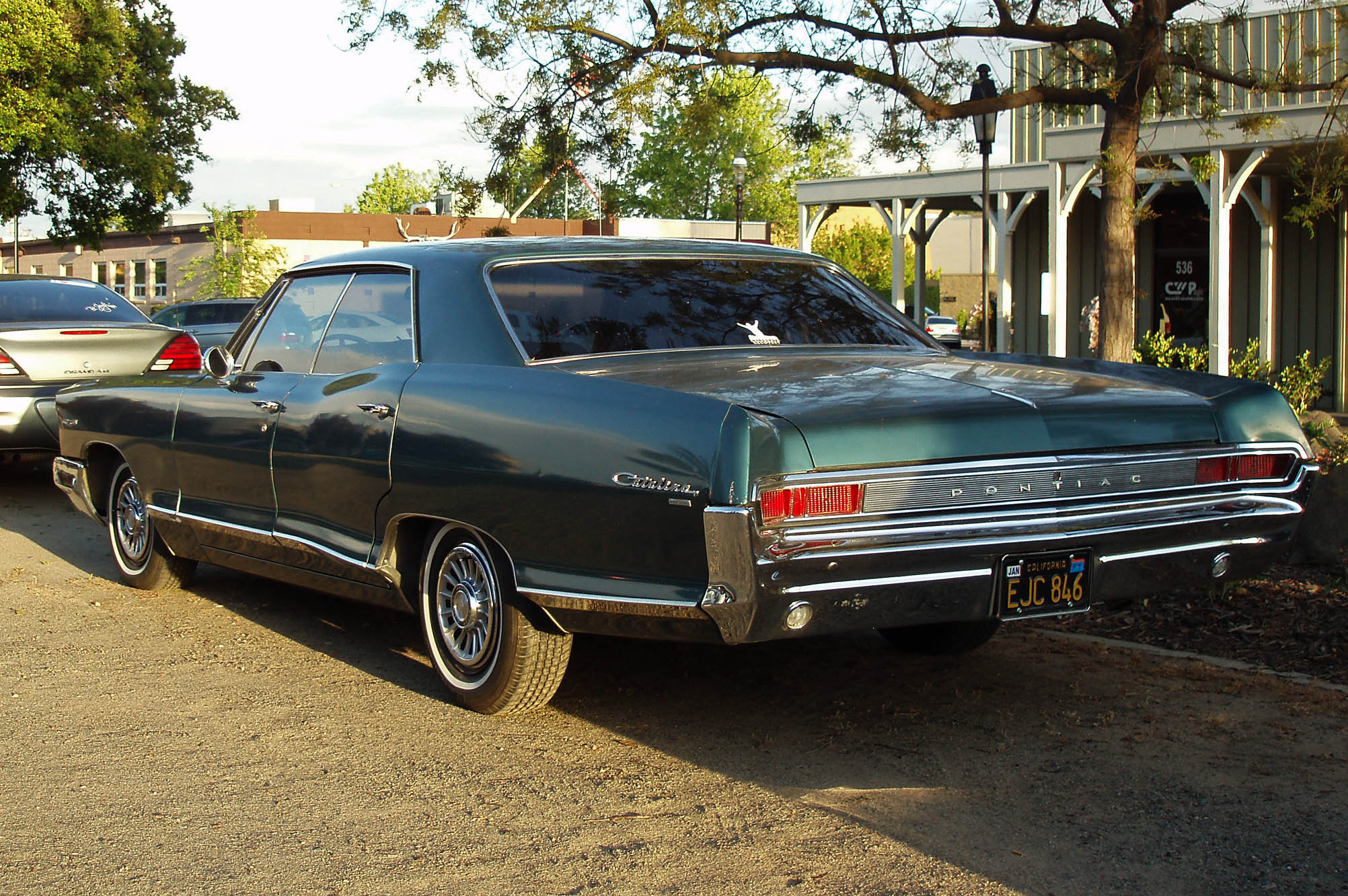 EJC 846, Pontiac Catalina 3rd gen 1965 4-door Hardtop (25239; B-body), 1964–1965