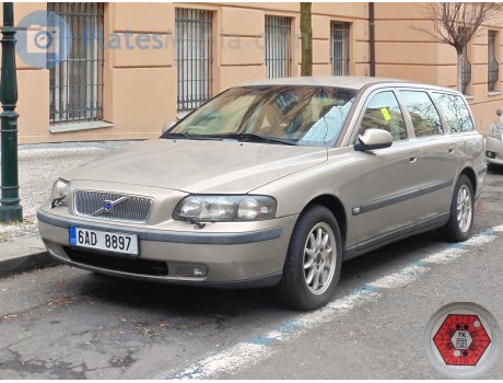 6AD 8897, Volvo V70