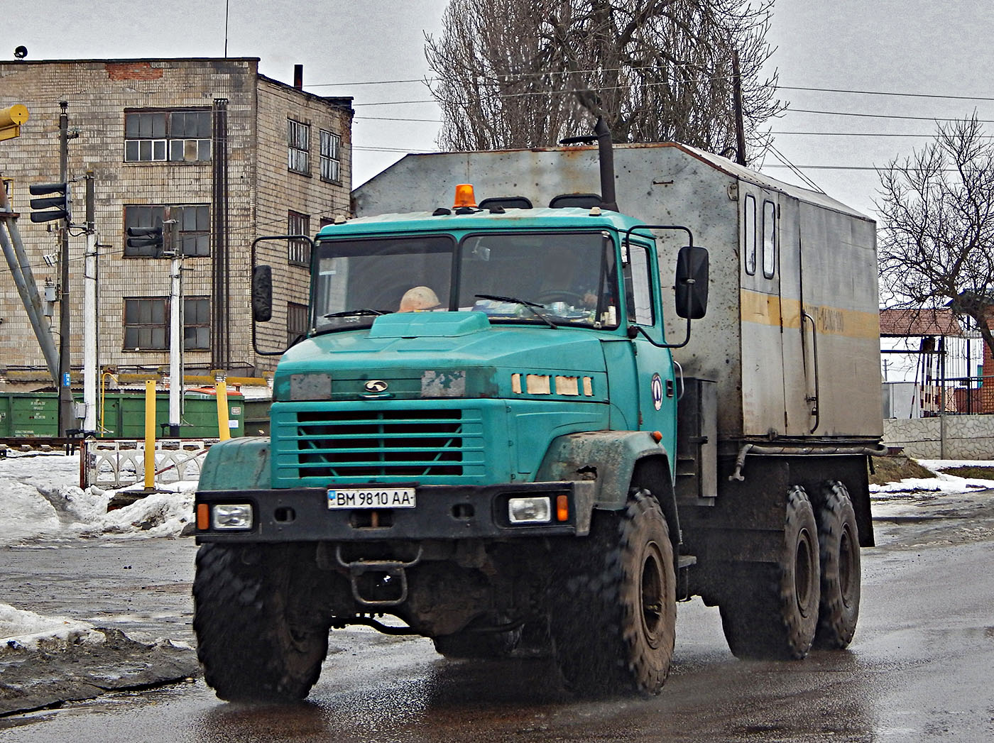 BM 9810 AA, KrAZ 6322 