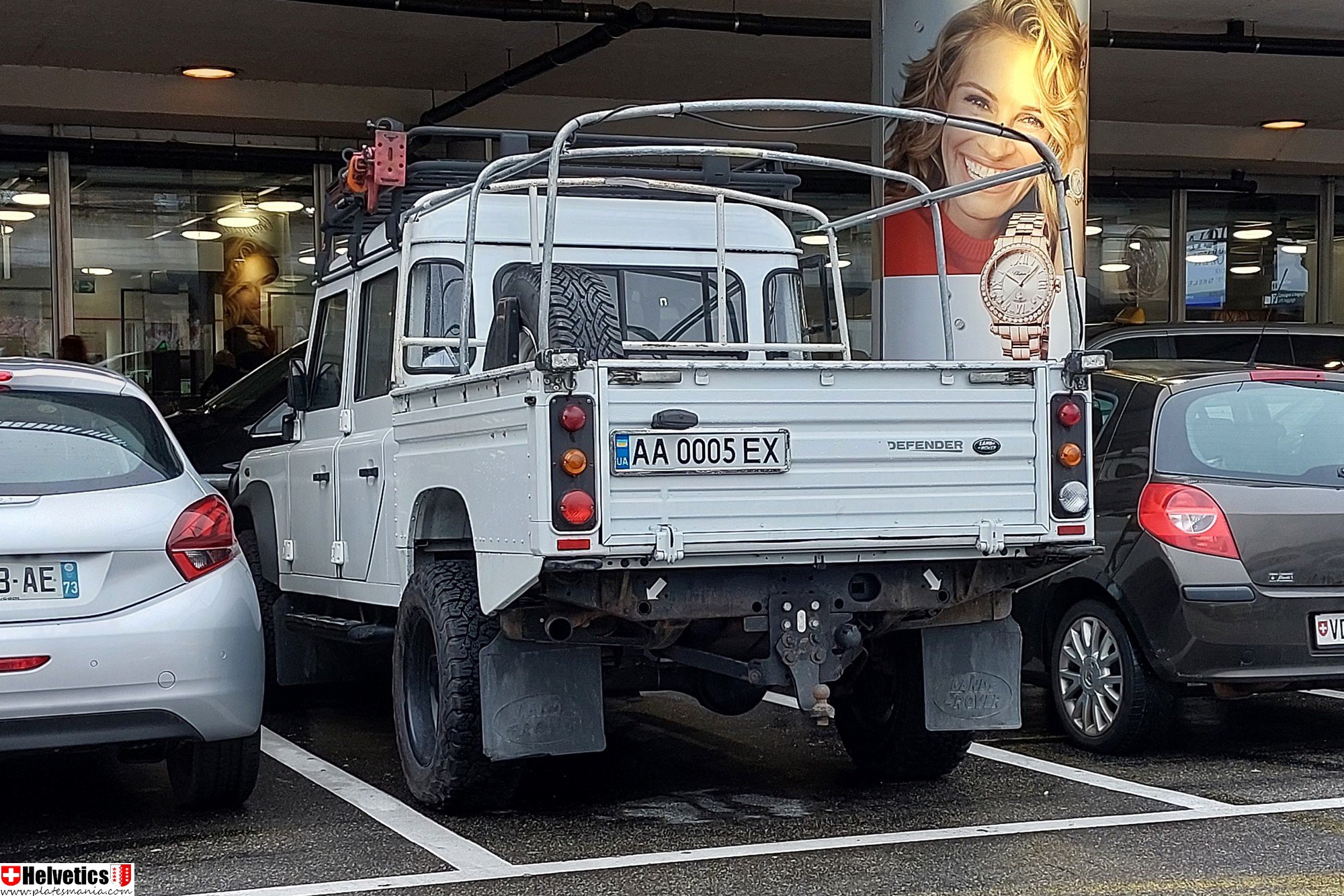 AA 0005 EX, Land Rover Defender 1st gen 127