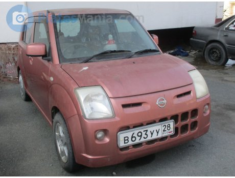 в693уу28, Nissan Pino