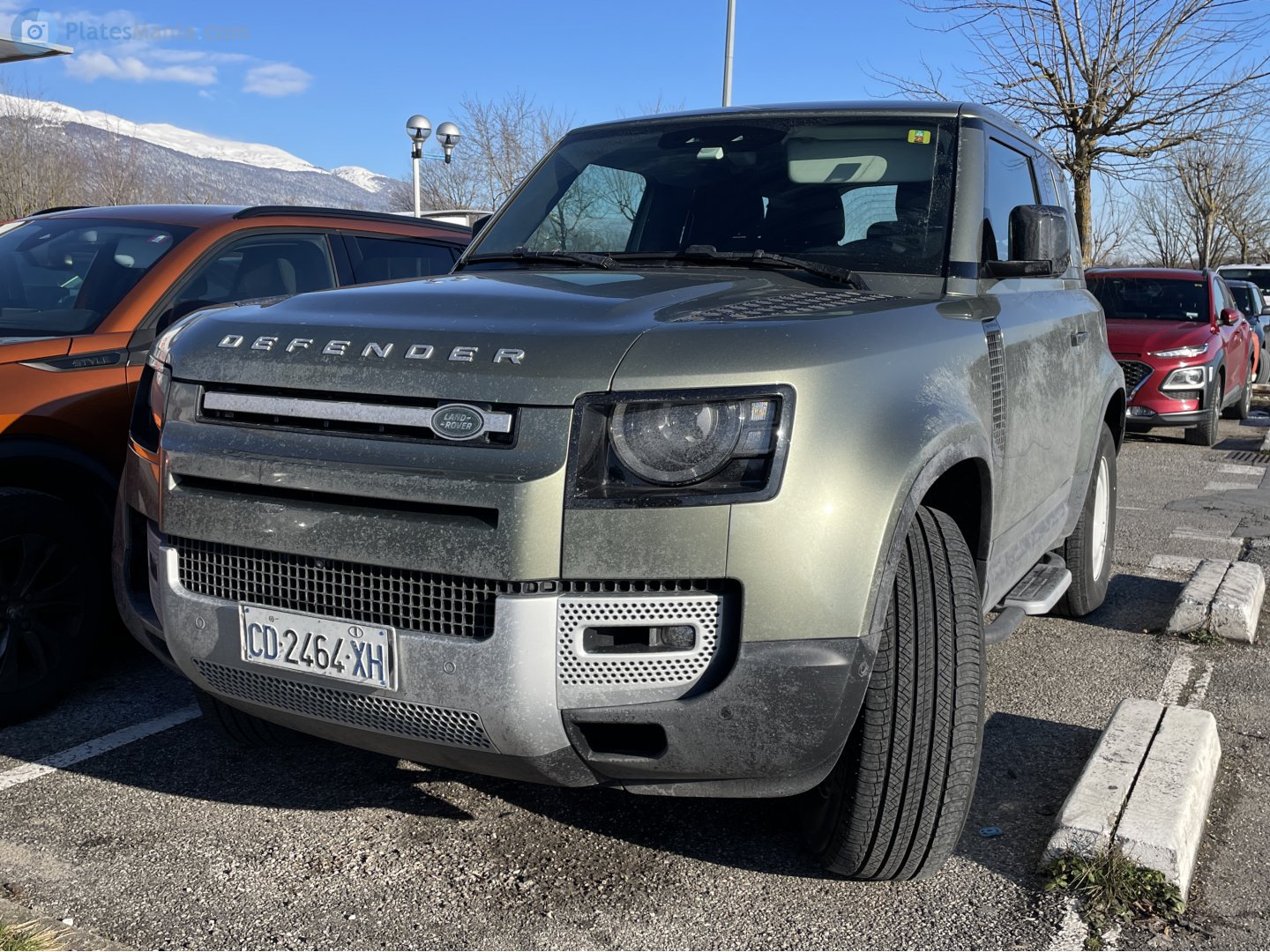 CD 2464 XH, Land Rover Defender 2nd gen 90