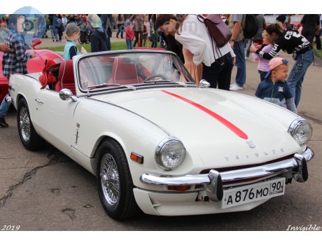 а876мо90, Triumph Spitfire