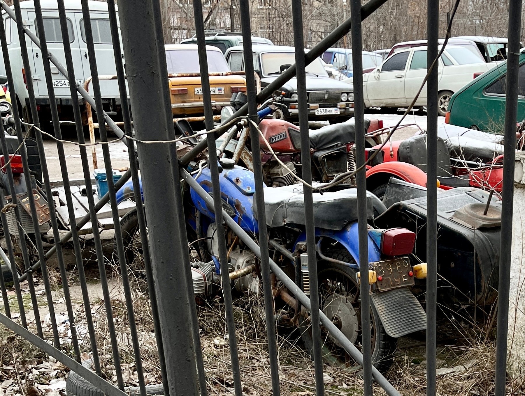 8989 ЛУР, Dnepr (KMZ) 8 (650) 