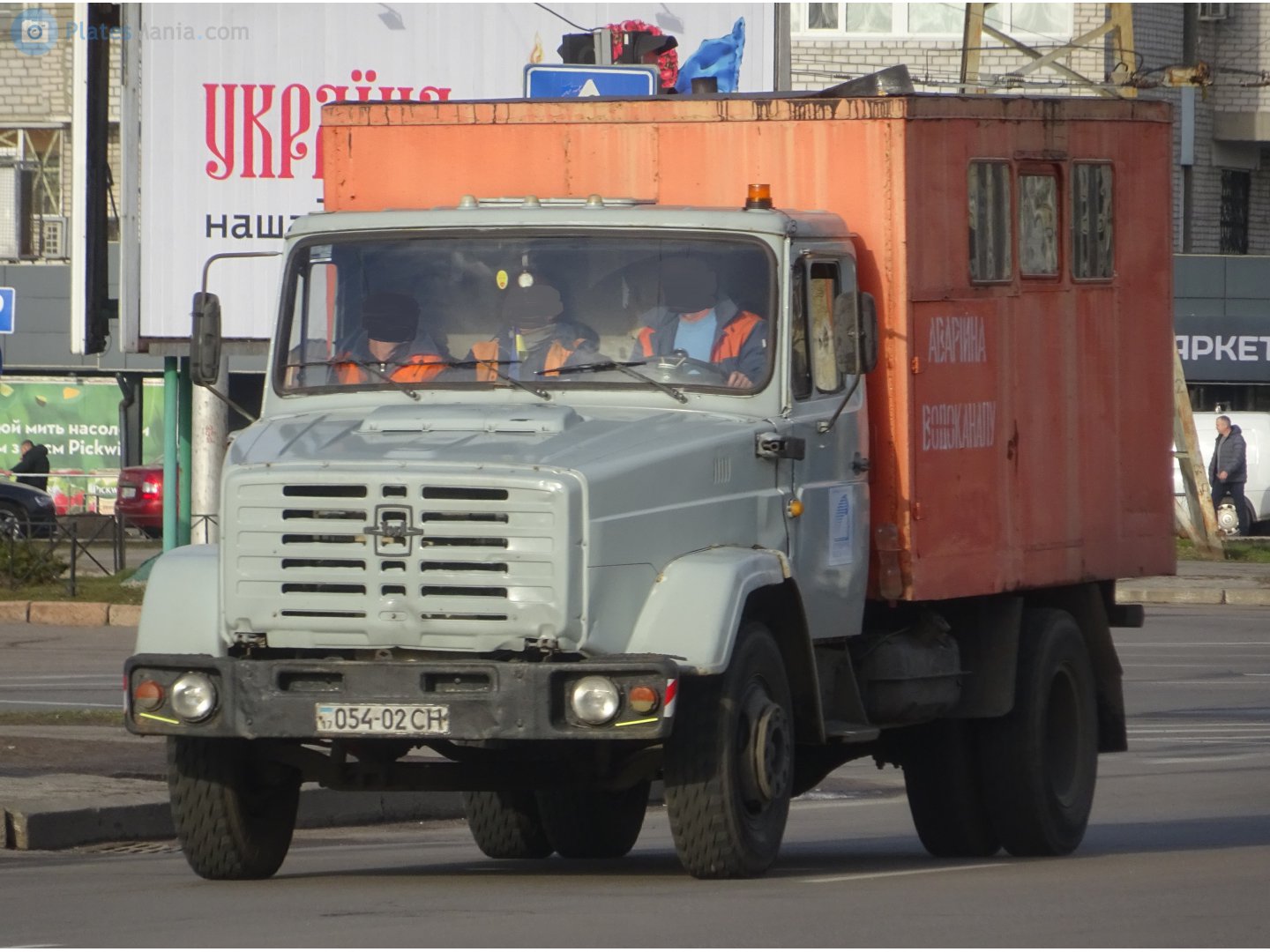 17 054-02 CH, ZIL 4329/4331/4333 4329/4333, 1993–2015