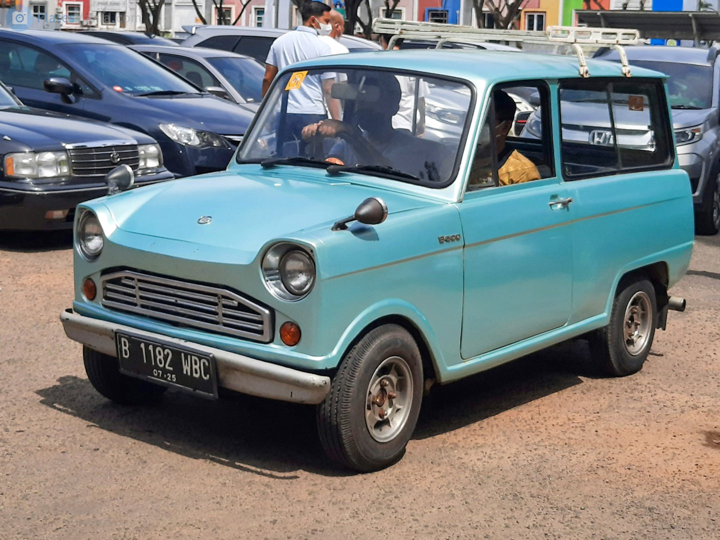 B 1182 WBC, Mazda Porter 1st gen Van (KBDBV), 1968–1976