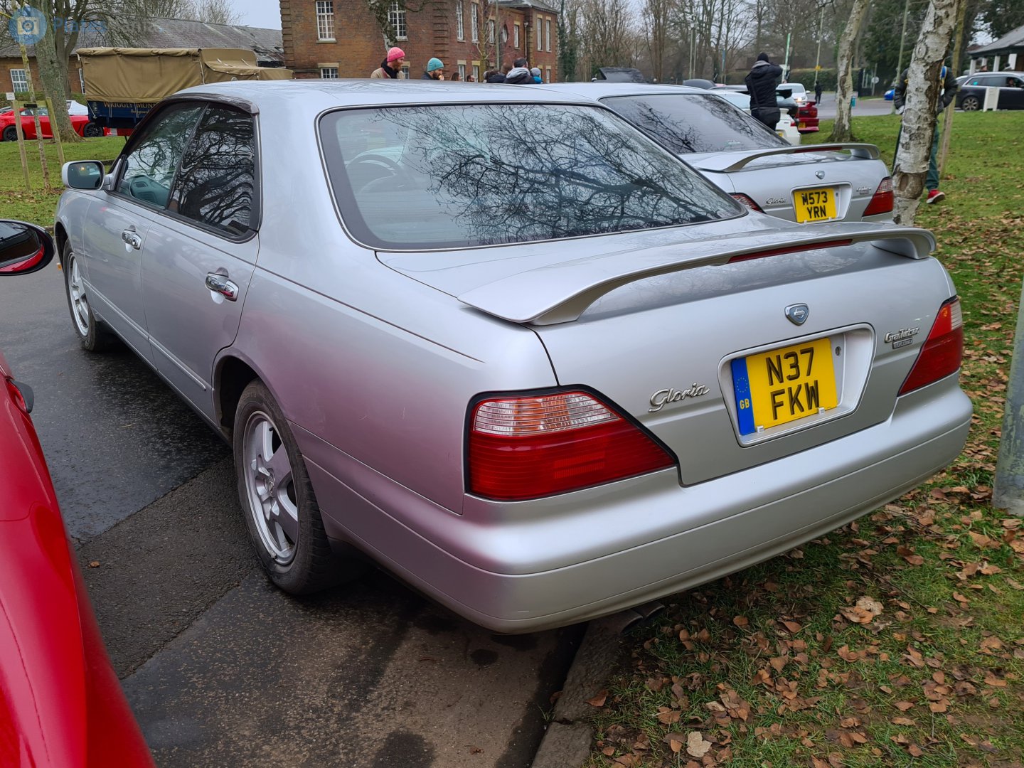N37FKW, Nissan Gloria 10th gen (Y33), 1995–1999