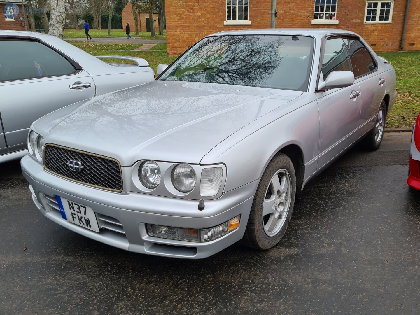 N37FKW, Nissan Gloria 10th gen (Y33), 1995–1999