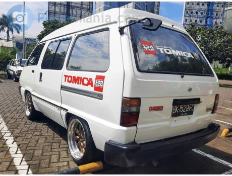 BK 1529 FC, Daihatsu Delta